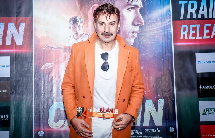 भुवन केसी : गायक हुँदै अभिनेता