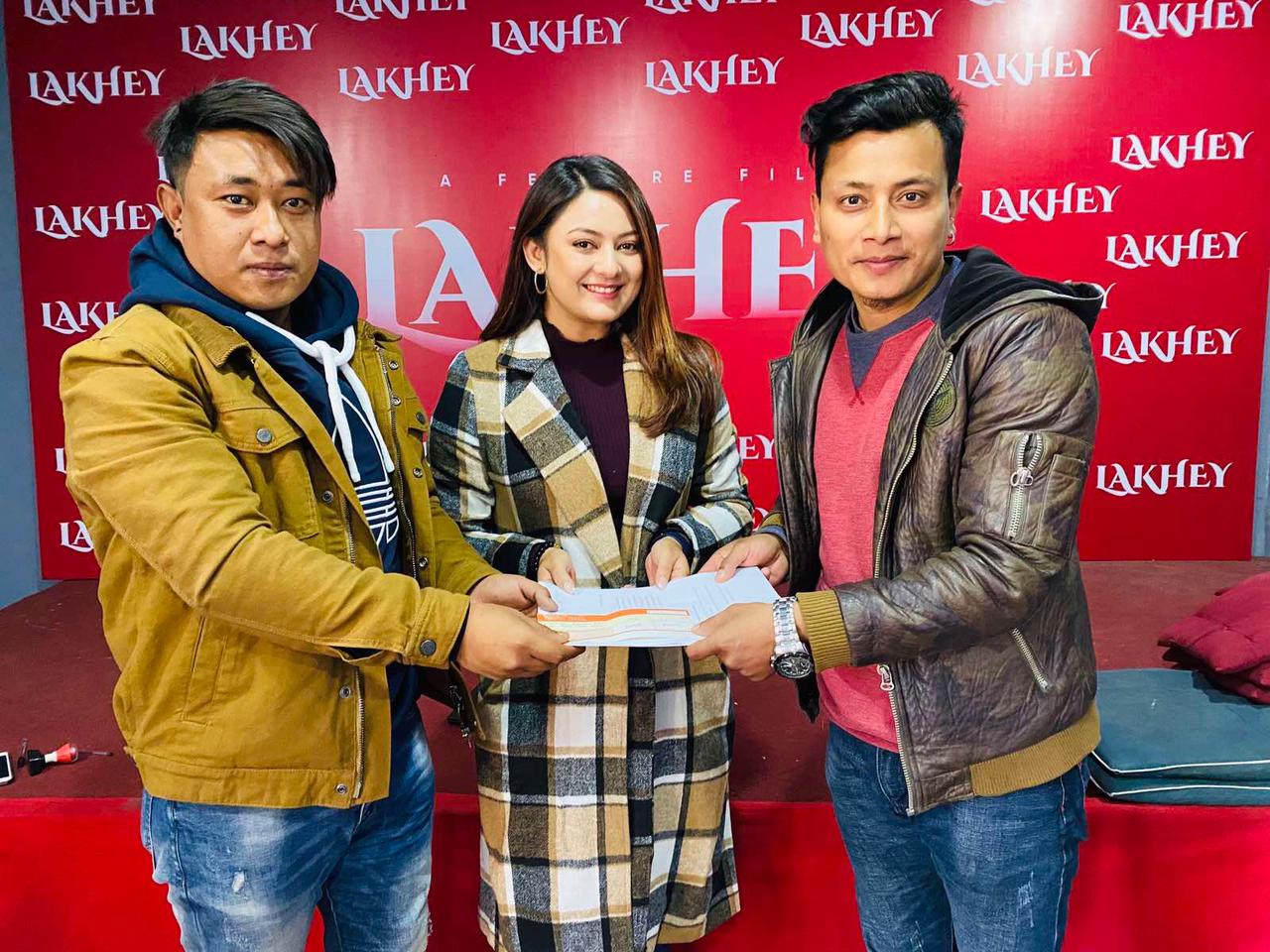 ‘लाखे’ मा वर्षा राउतको प्रवेश